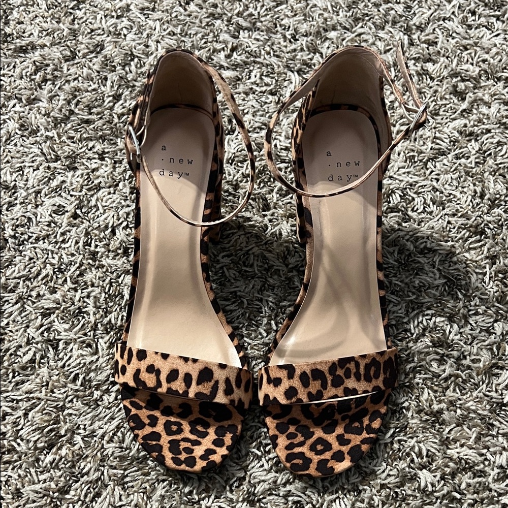 A New Day Women's Tan Leopard Heels